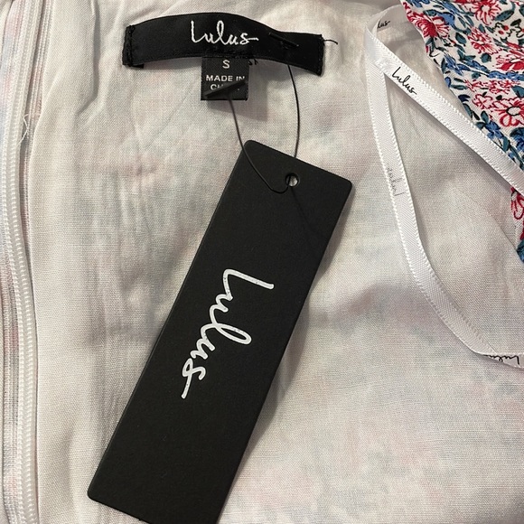 NWT Lulus Playing Around Cream Multi Floral Print Wrap Skort Romper - Picture 6 of 6